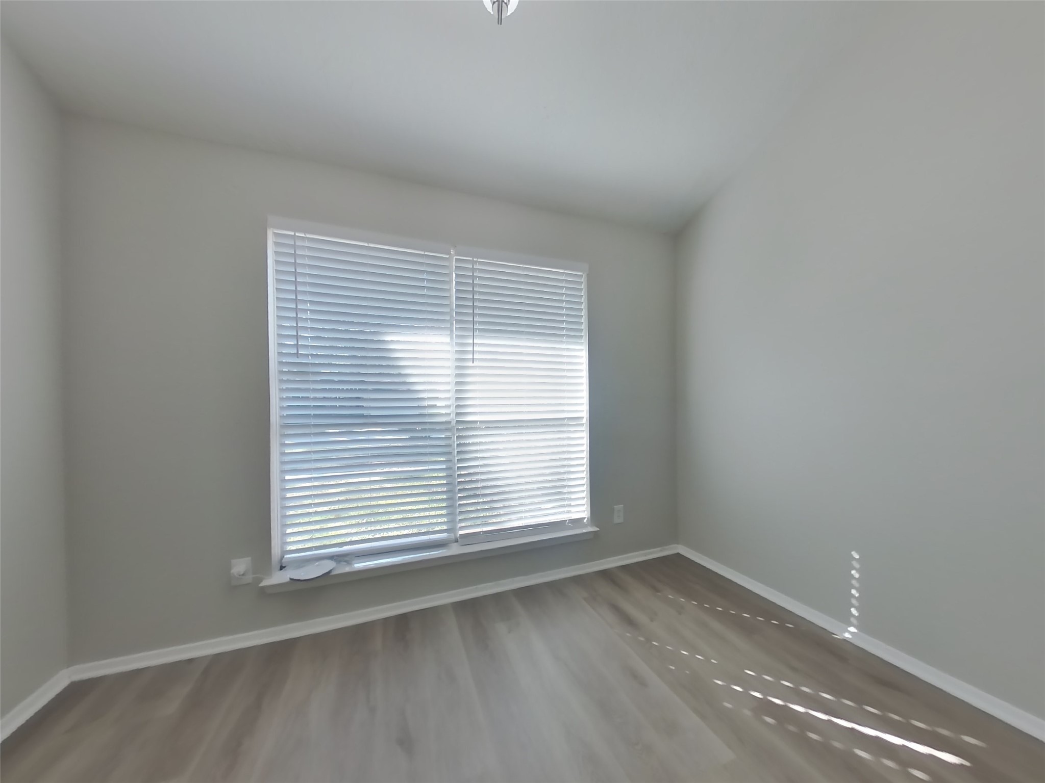 17226 Modbury Drive Spring, TX 77379 - Photo 16 of 20 an empty room with a window