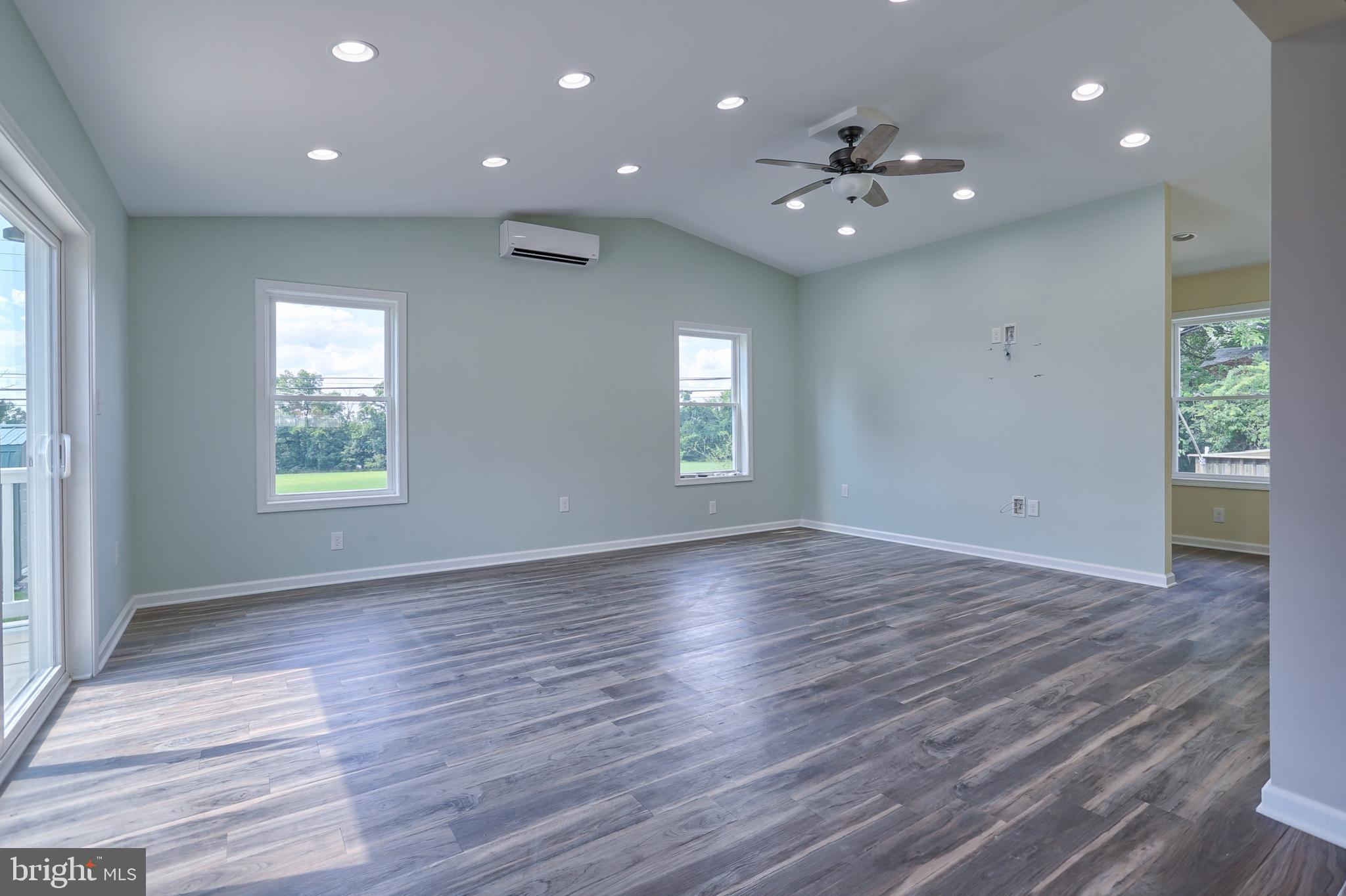 327 Schoolhouse Road Middletown, PA 17057 - Photo 11 of 31 Gallery Image 11