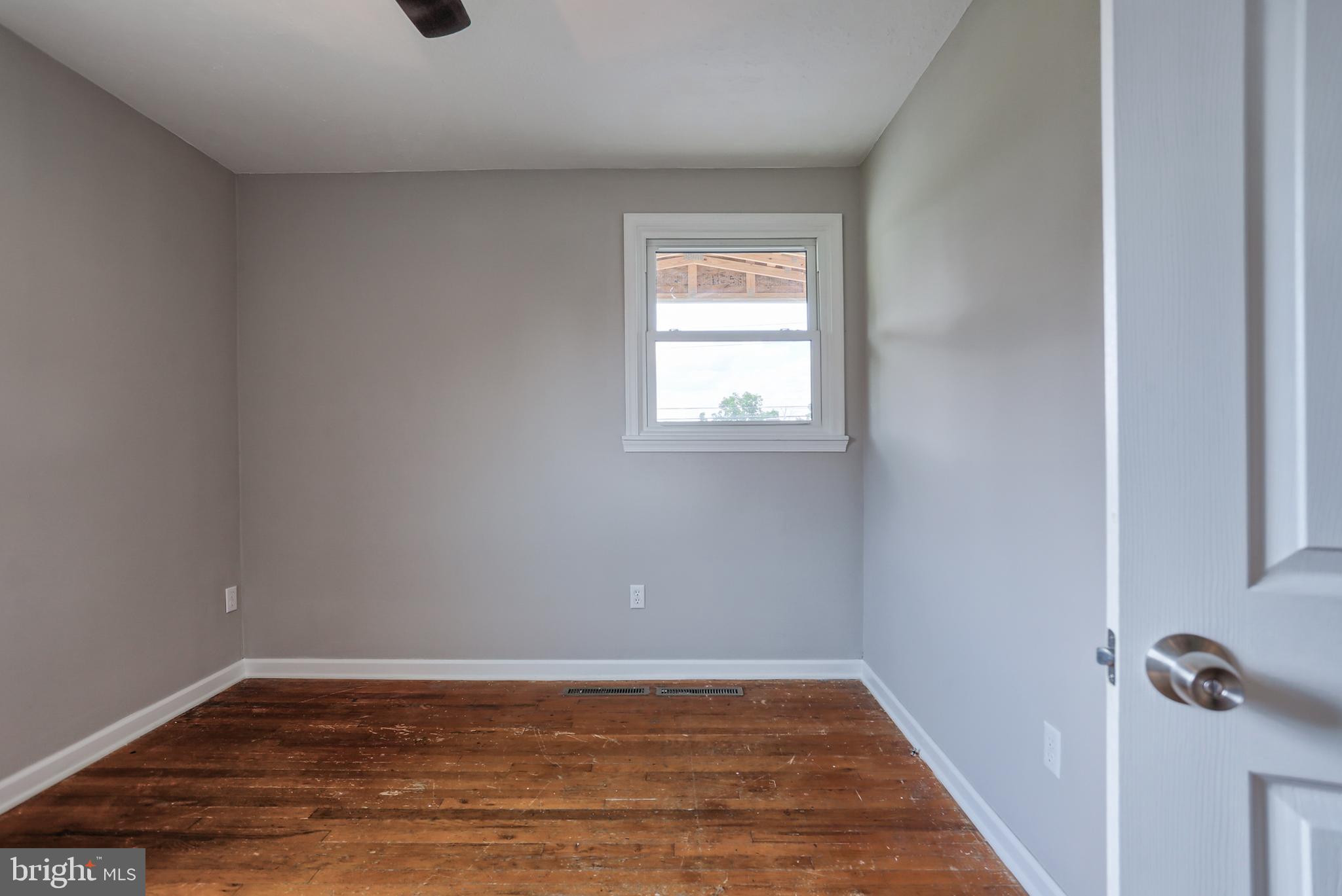327 Schoolhouse Road Middletown, PA 17057 - Photo 19 of 31 Gallery Image 19