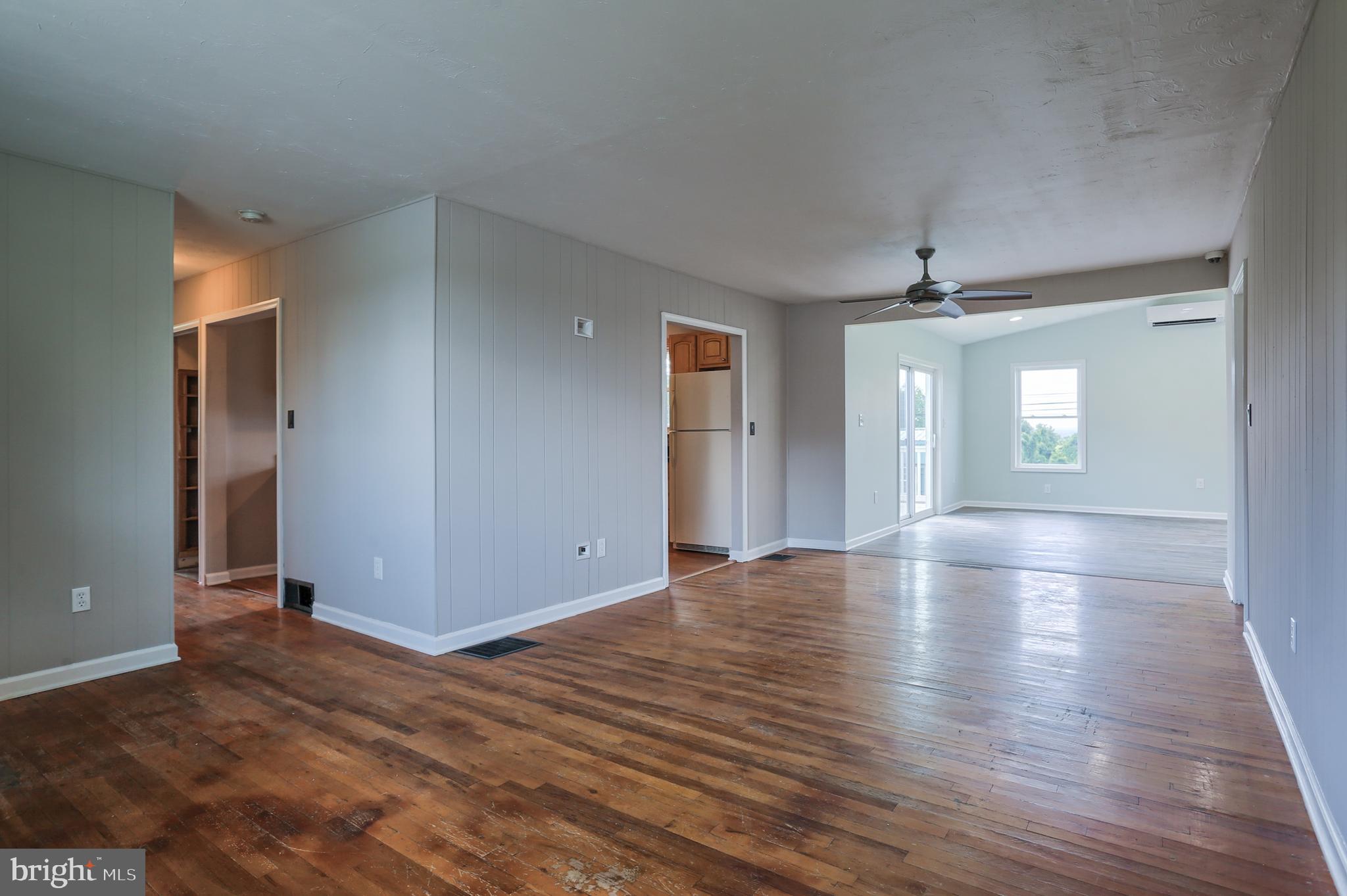 327 Schoolhouse Road Middletown, PA 17057 - Photo 5 of 31 Gallery Image 5