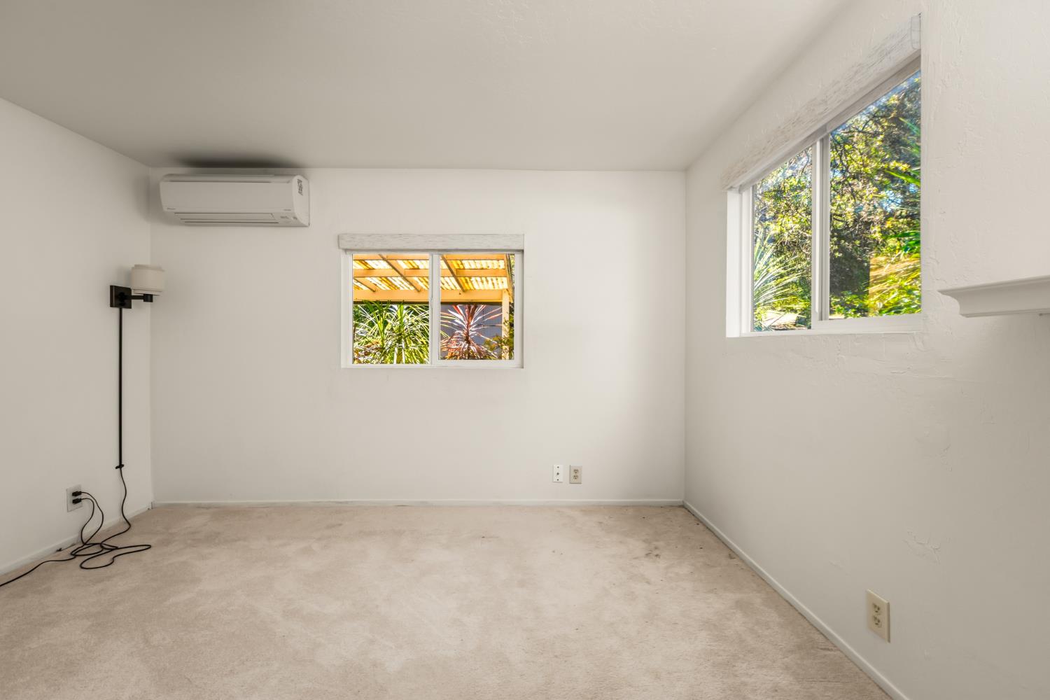 10875 Spenceville Road Penn Valley, CA 95946 - Photo 33 of 49 an empty room with windows