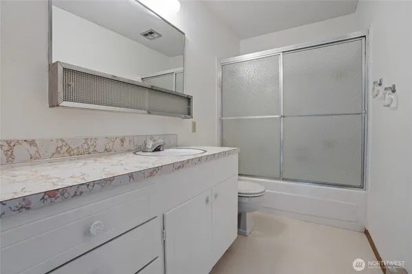 $229,000 | 7322 19th Street West, Unit 8A, Tacoma, WA 98466