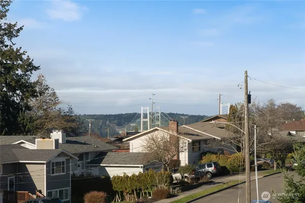 $229,000 | 7322 19th Street West, Unit 8A, Tacoma, WA 98466