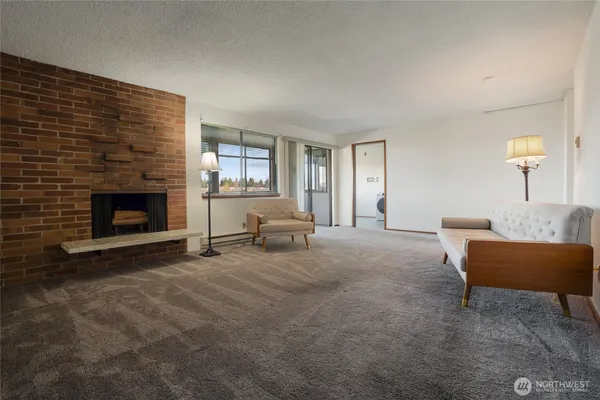 $229,000 | 7322 19th Street West, Unit 8A, Tacoma, WA 98466