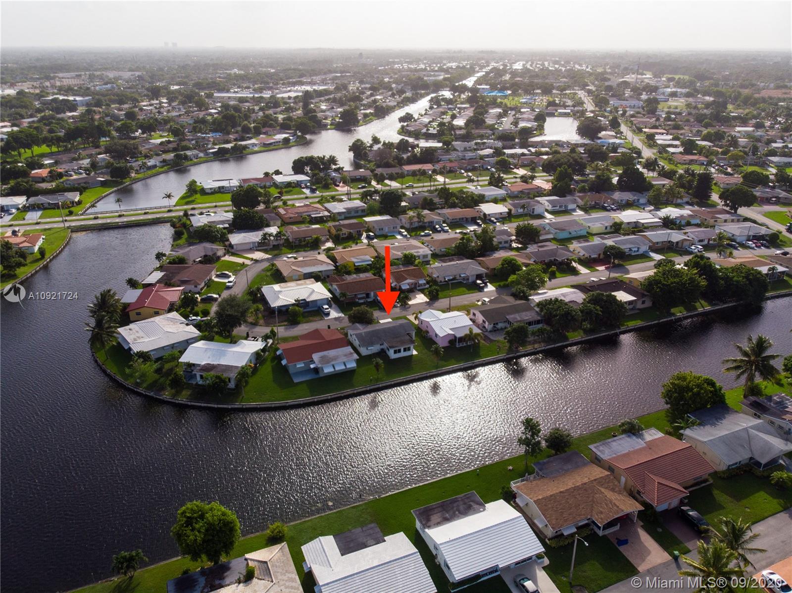 5906 Northwest 68th Terrace Tamarac, FL 33321 - Photo 13 of 19