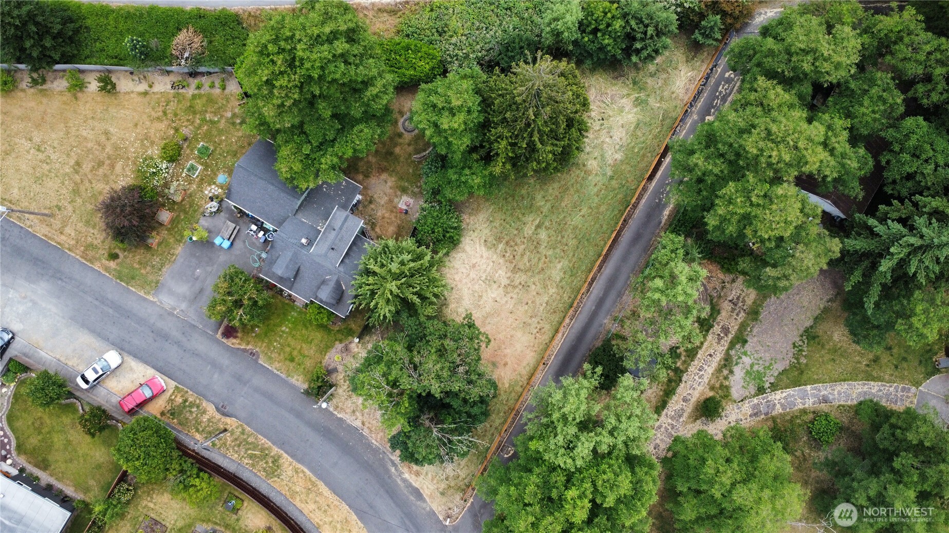 1908 Gault Street Sumner, WA 98390 - Photo 11 of 20