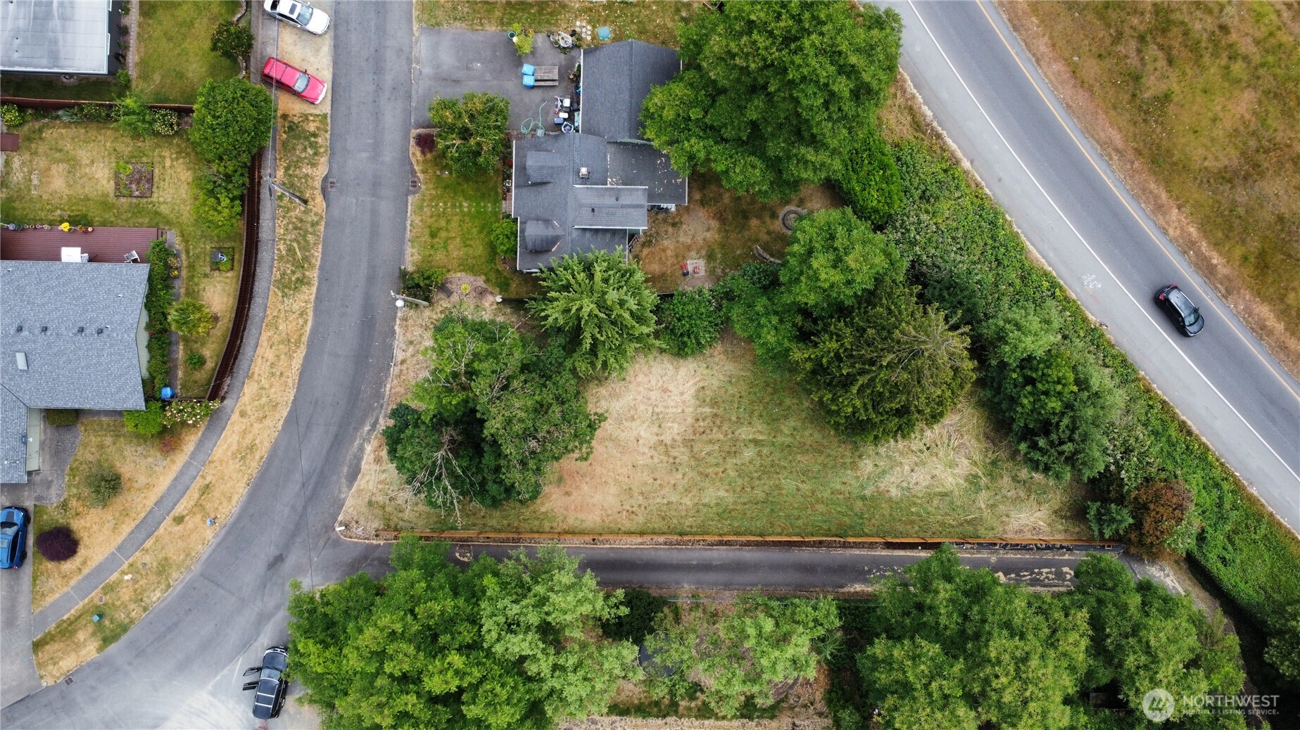 1908 Gault Street Sumner, WA 98390 - Photo 12 of 20