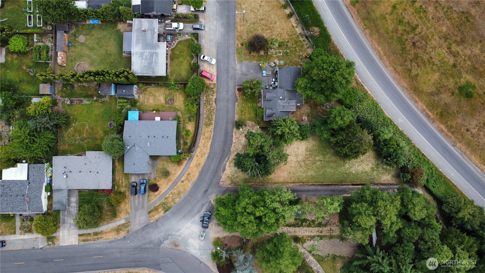 1908 Gault Street Sumner, WA 98390 - Photo 14 of 20