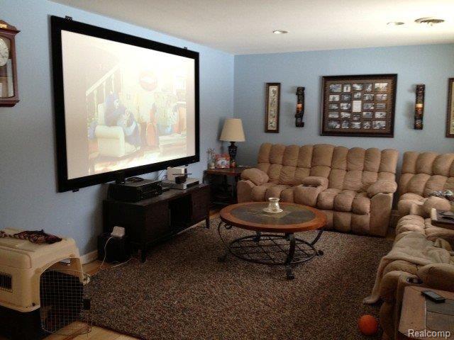 3255 Perry Lake Road Ortonville, MI 48462 - Photo 4 of 25 IMG_2602 (Small).JPG