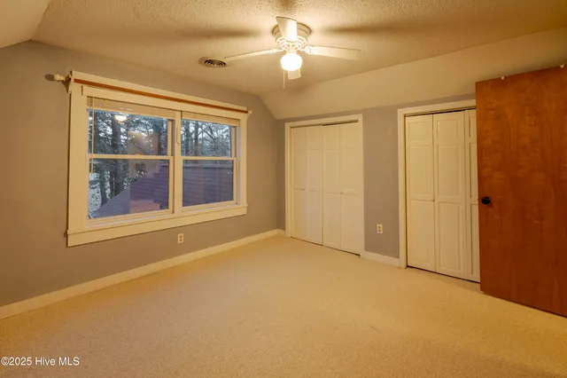 $425,000 | 400 Airplane Lane, Turkey, NC 28393