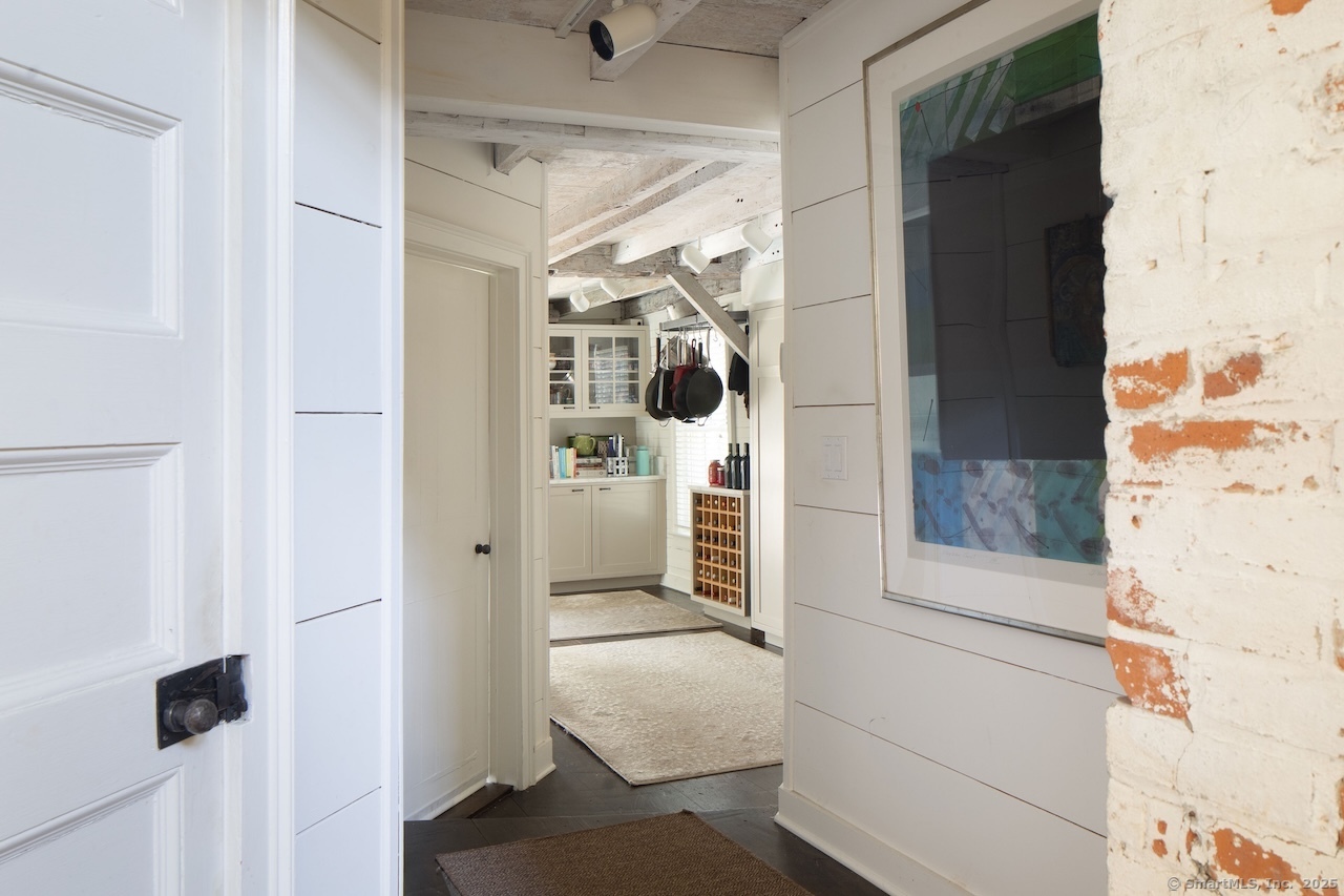 299 Main Street Salisbury, CT 06039 - Photo 17 of 40