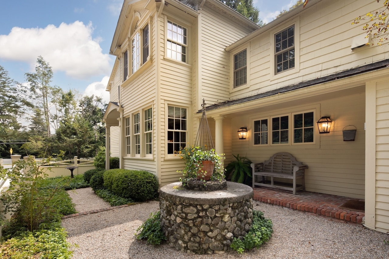 299 Main Street Salisbury, CT 06039 - Photo 28 of 40