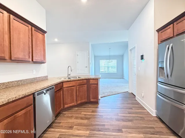 $1,900 | 7285 Gateway Court, Jacksonville, FL 32219