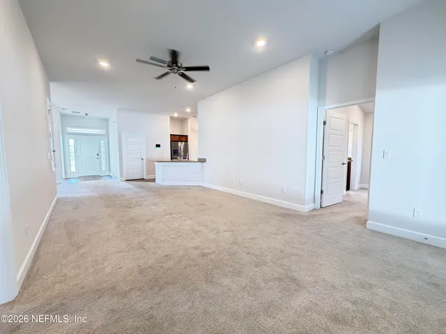 $1,900 | 7285 Gateway Court, Jacksonville, FL 32219