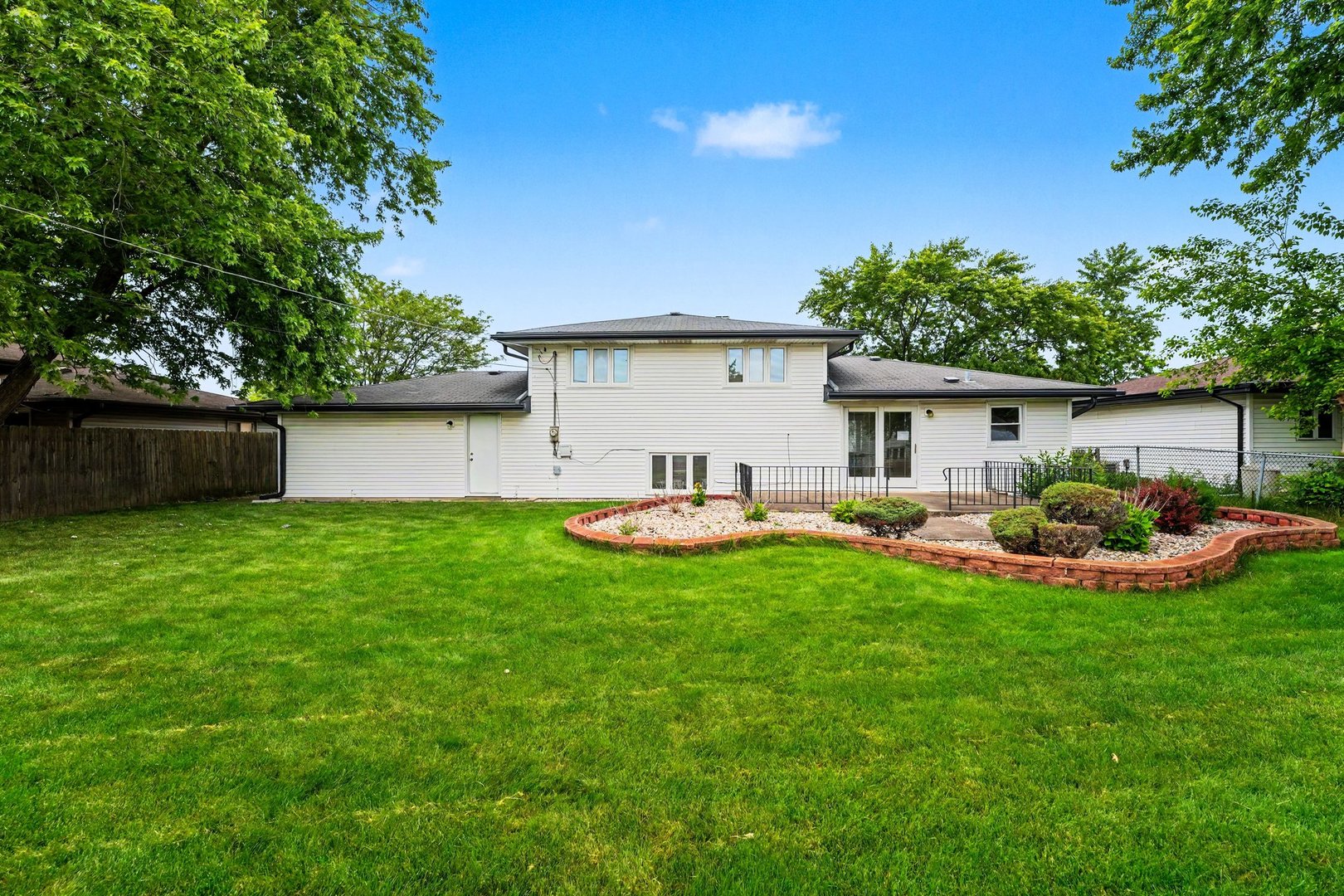 3457 191st Street Lansing, IL 60438 - Photo 2 of 11
