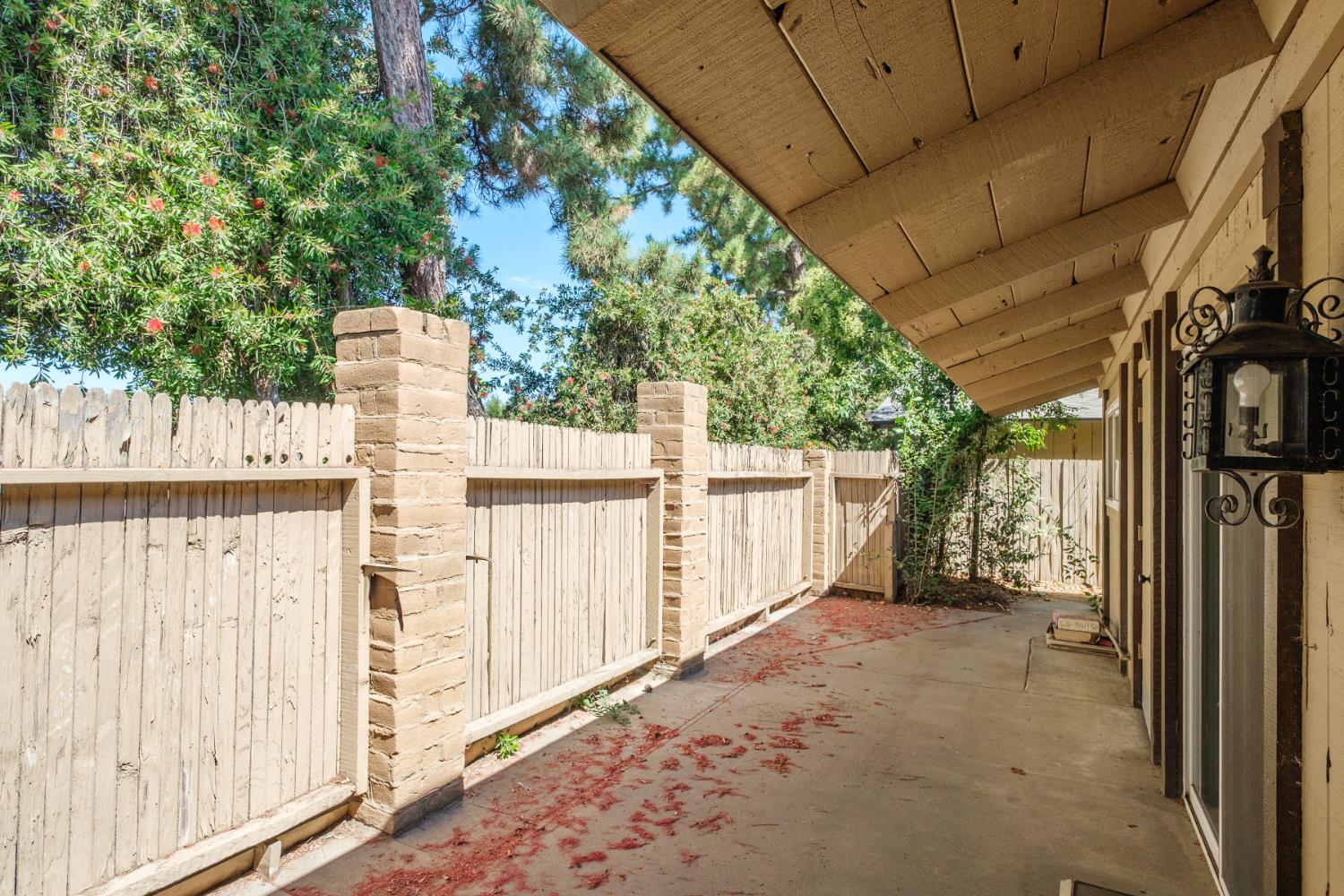 4849 North 7th Street, Unit F Fresno, CA 93726 - Photo 9 of 23 a view of a entrance to house