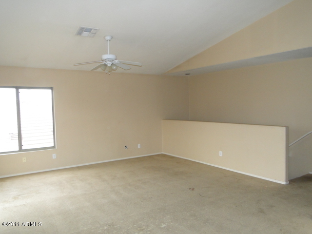 13018 West Hearn Road El Mirage, AZ 85335 - Photo 10 of 31 Loft