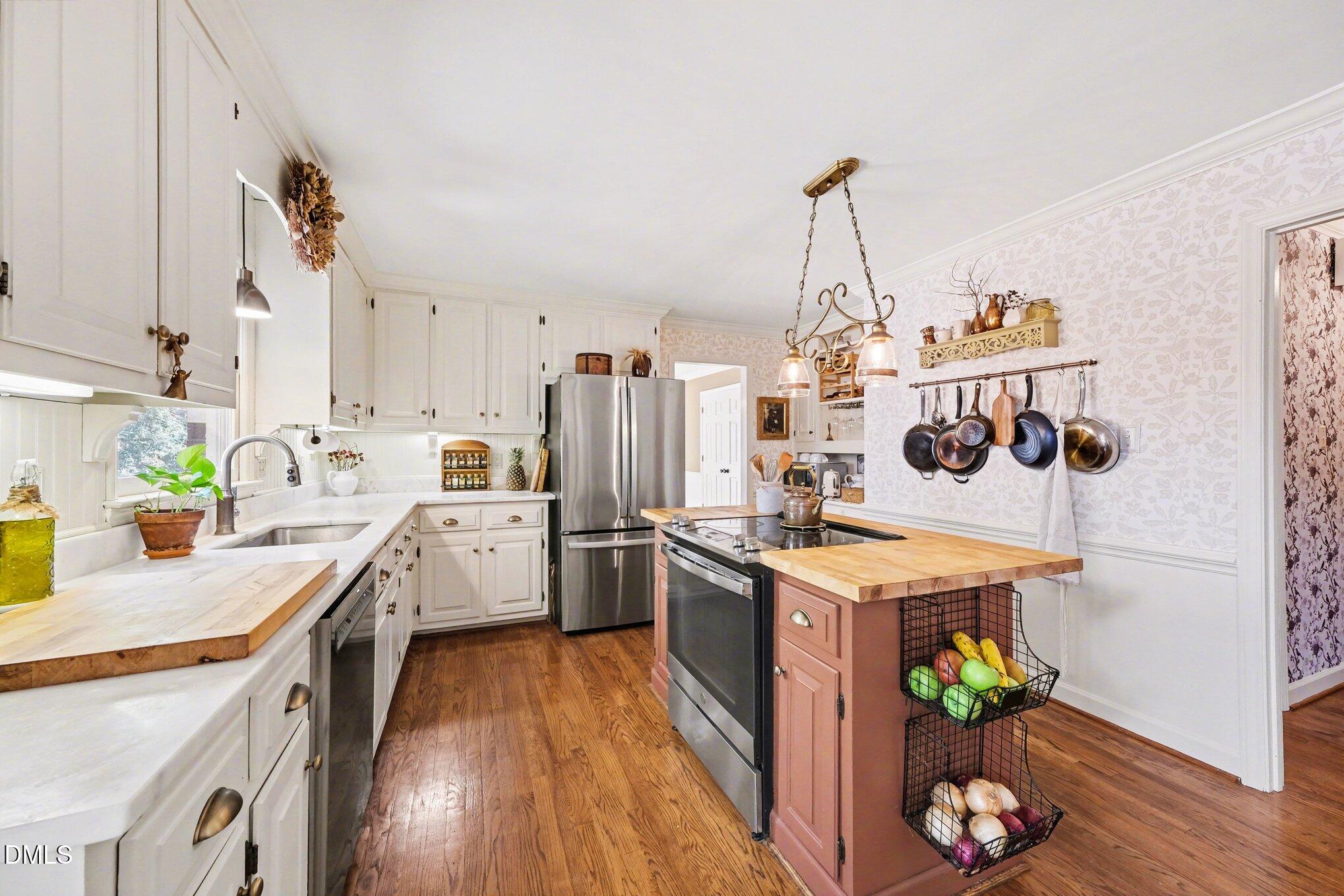 1812 Grande Oaks Road Durham, NC 27712 - Photo 6 of 38 010_file_8898
