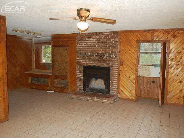 5159 Cole Road Bancroft, MI 48414 - Photo 3 of 4 21234337-2.JPG