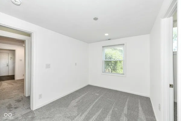 $177,000 | 615 North Anderson Street, Elwood, IN 46036