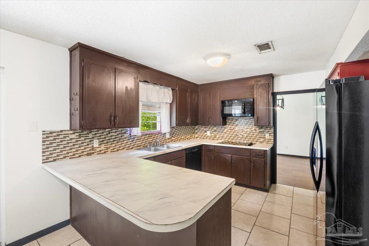 1054 Stillbrook Road Pensacola, FL 32514 - Photo 13 of 24 Gallery Image 13
