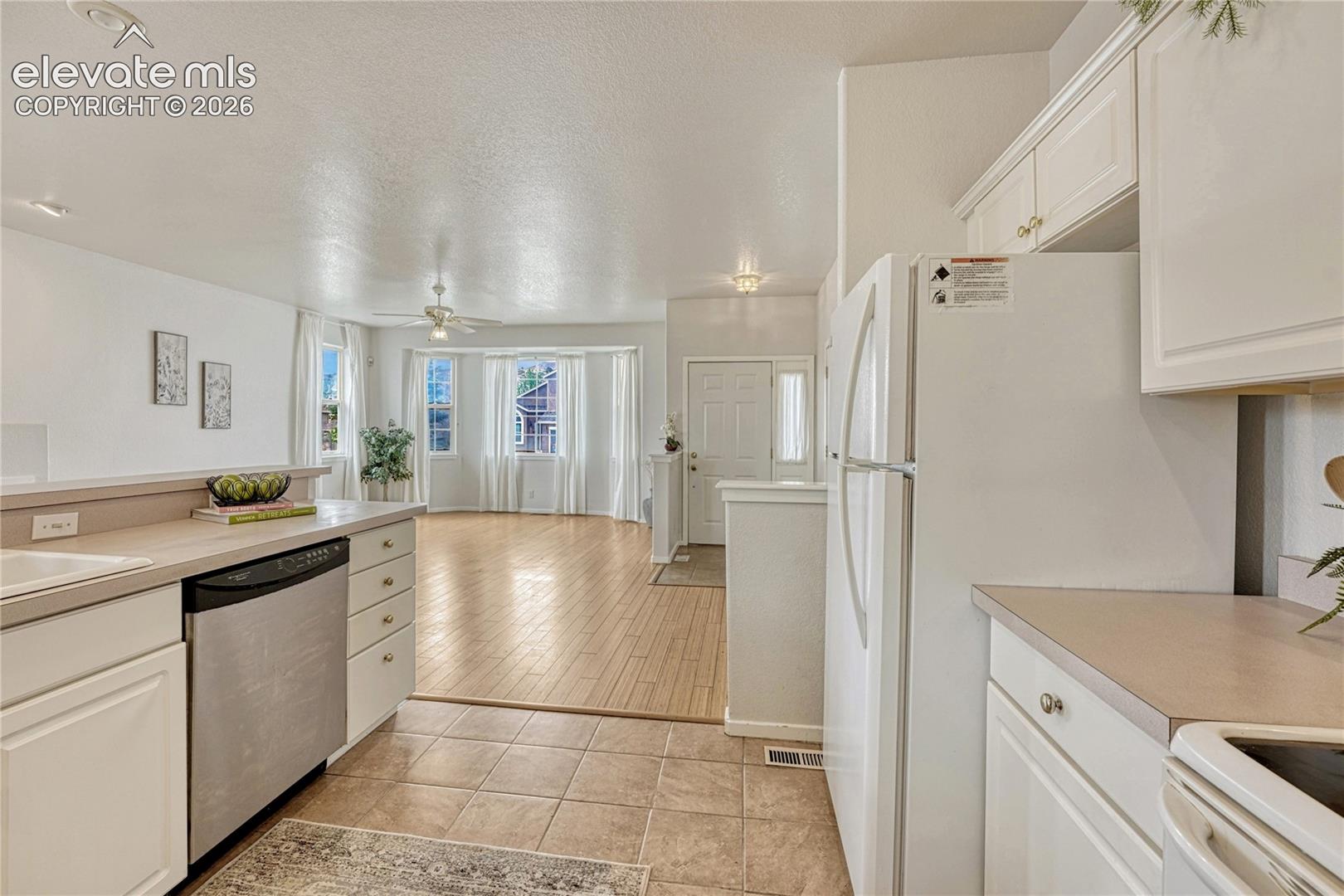 7285 Julynn Road Colorado Springs, CO 80919 - Photo 12 of 45