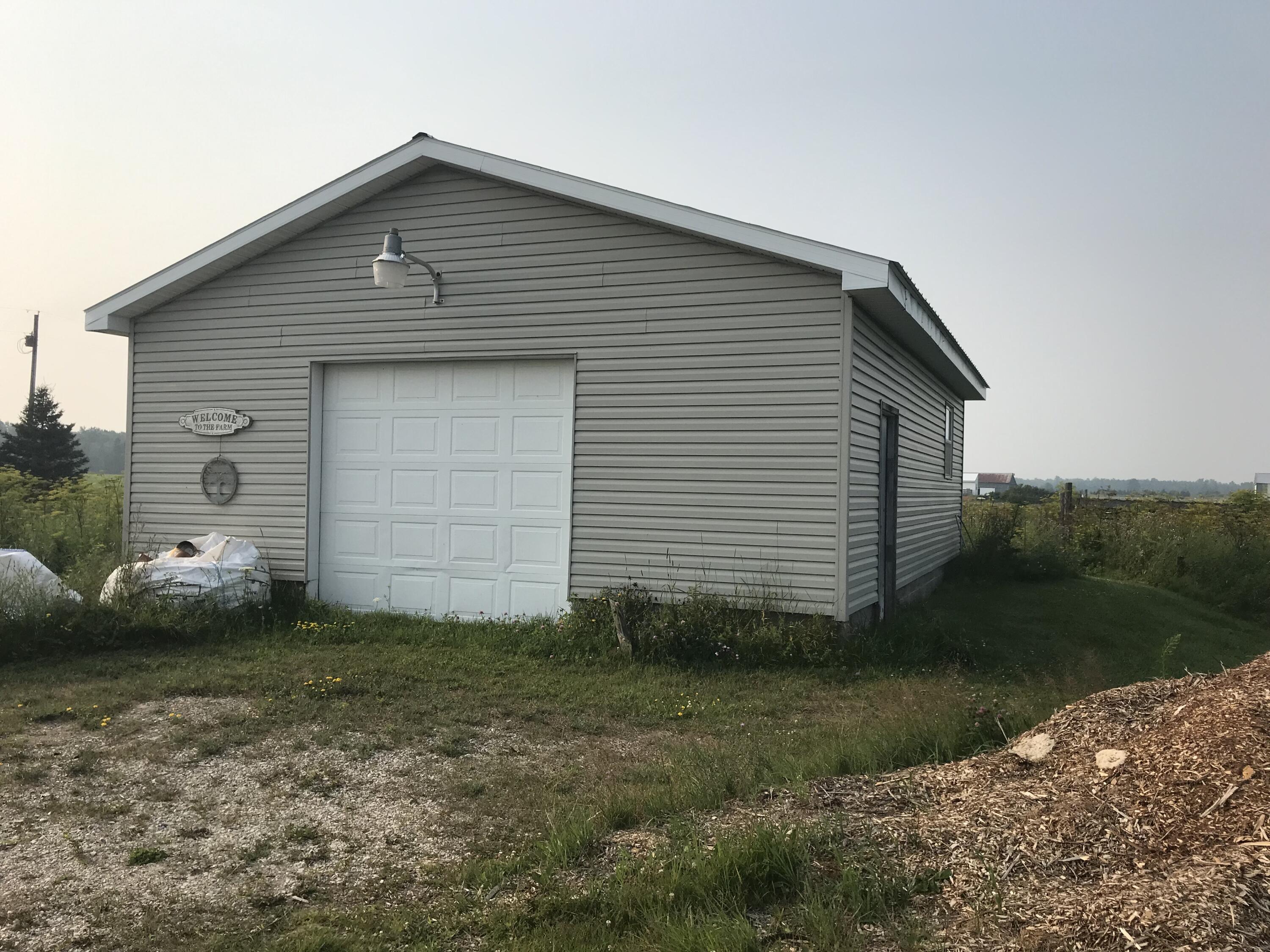 21955 South Steinbeck Road Rudyard, MI 49780 - Photo 5 of 13 5