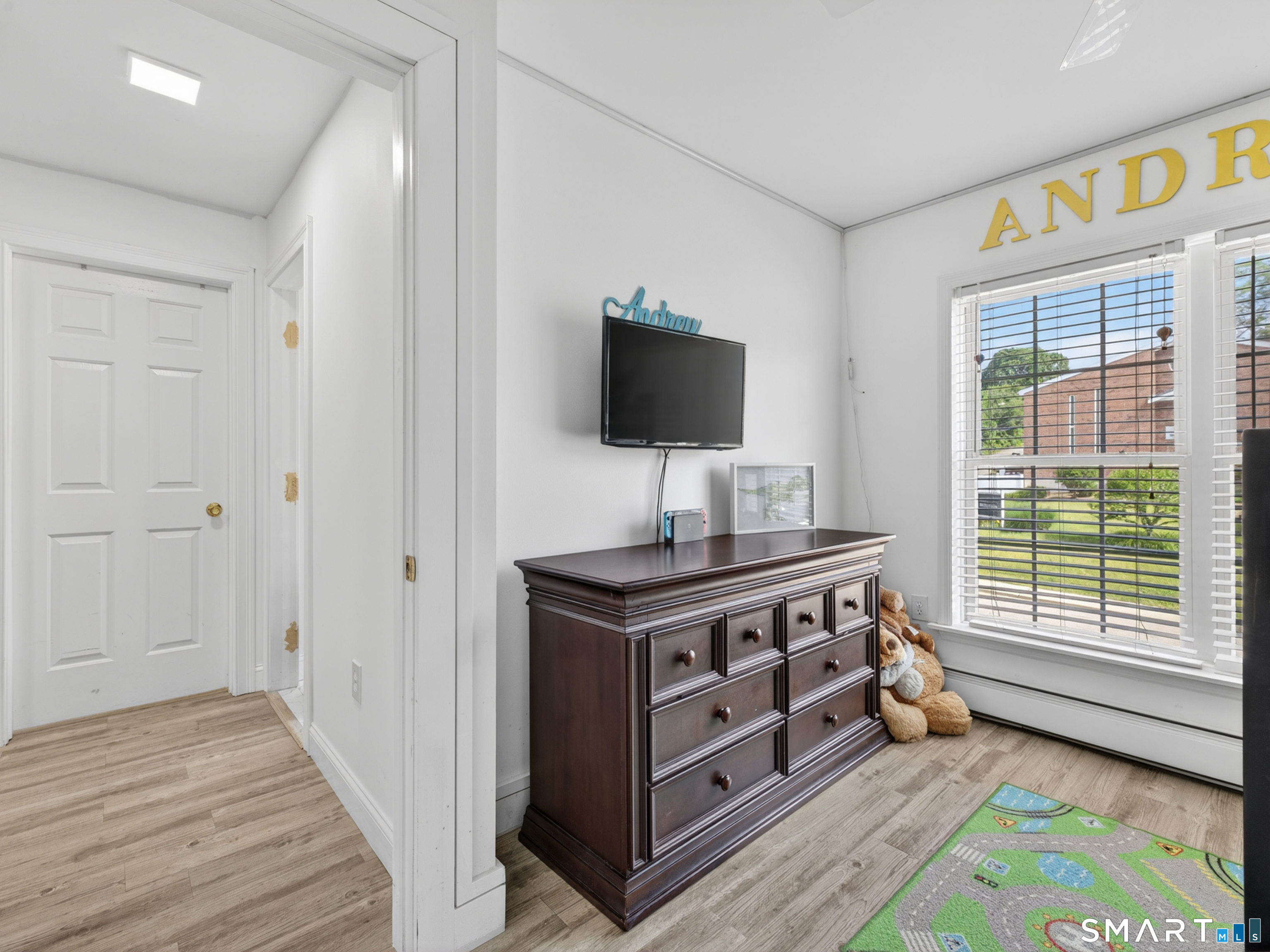 5 Grove Avenue Groton, CT 06340 - Photo 26 of 40