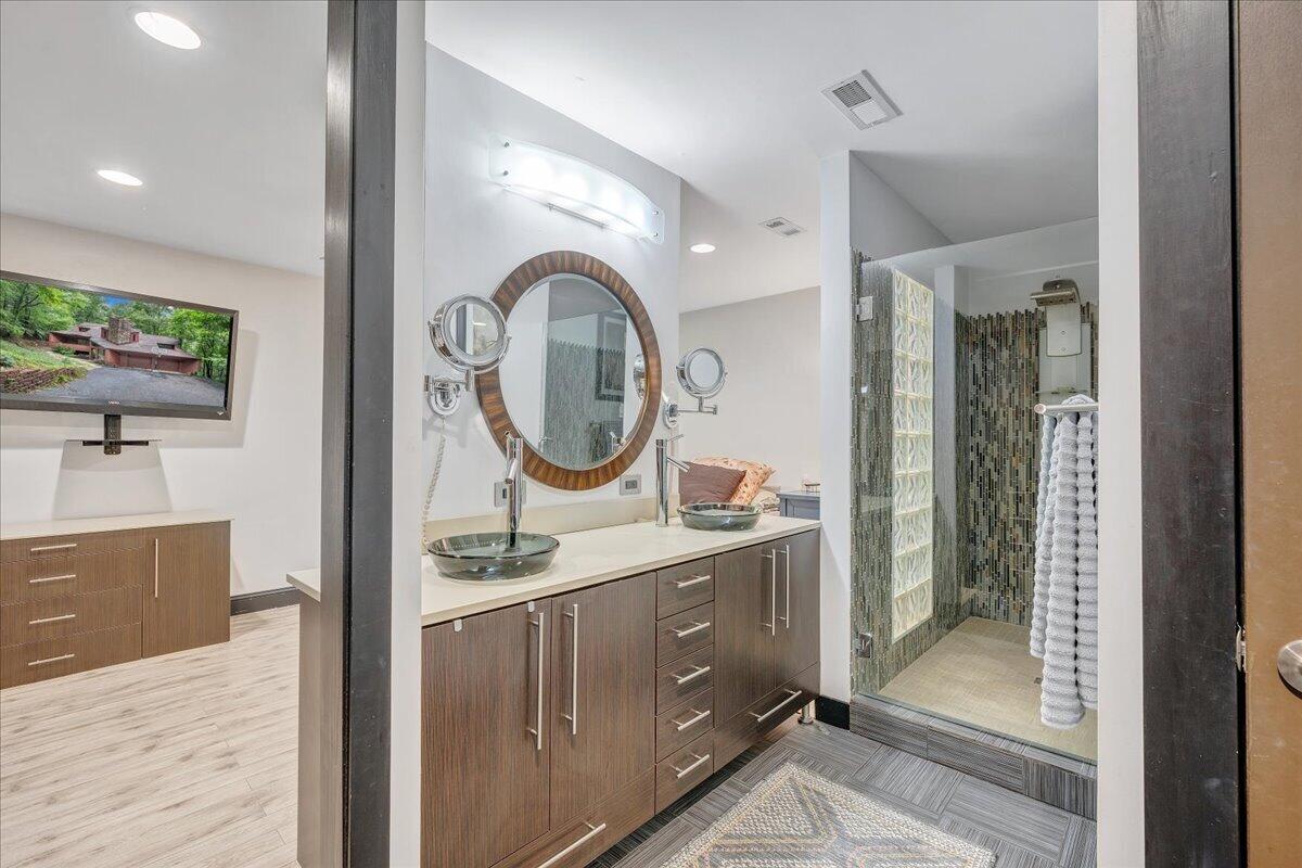 6227 Saddleridge Road Roanoke, VA 24018 - Photo 56 of 86 57-MIB08651
