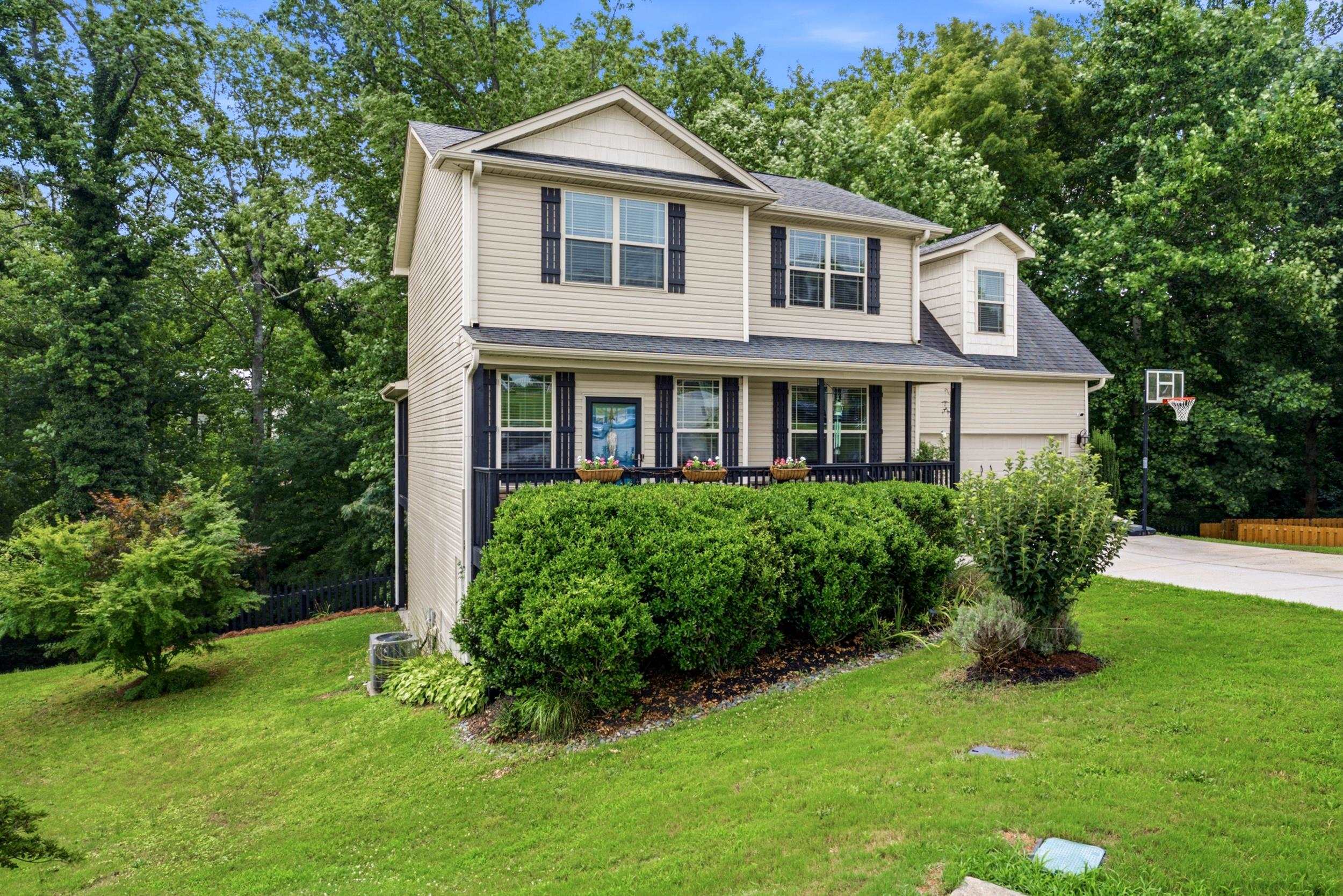 212 Dayside Court Greer, SC 29651 - Photo 9 of 46