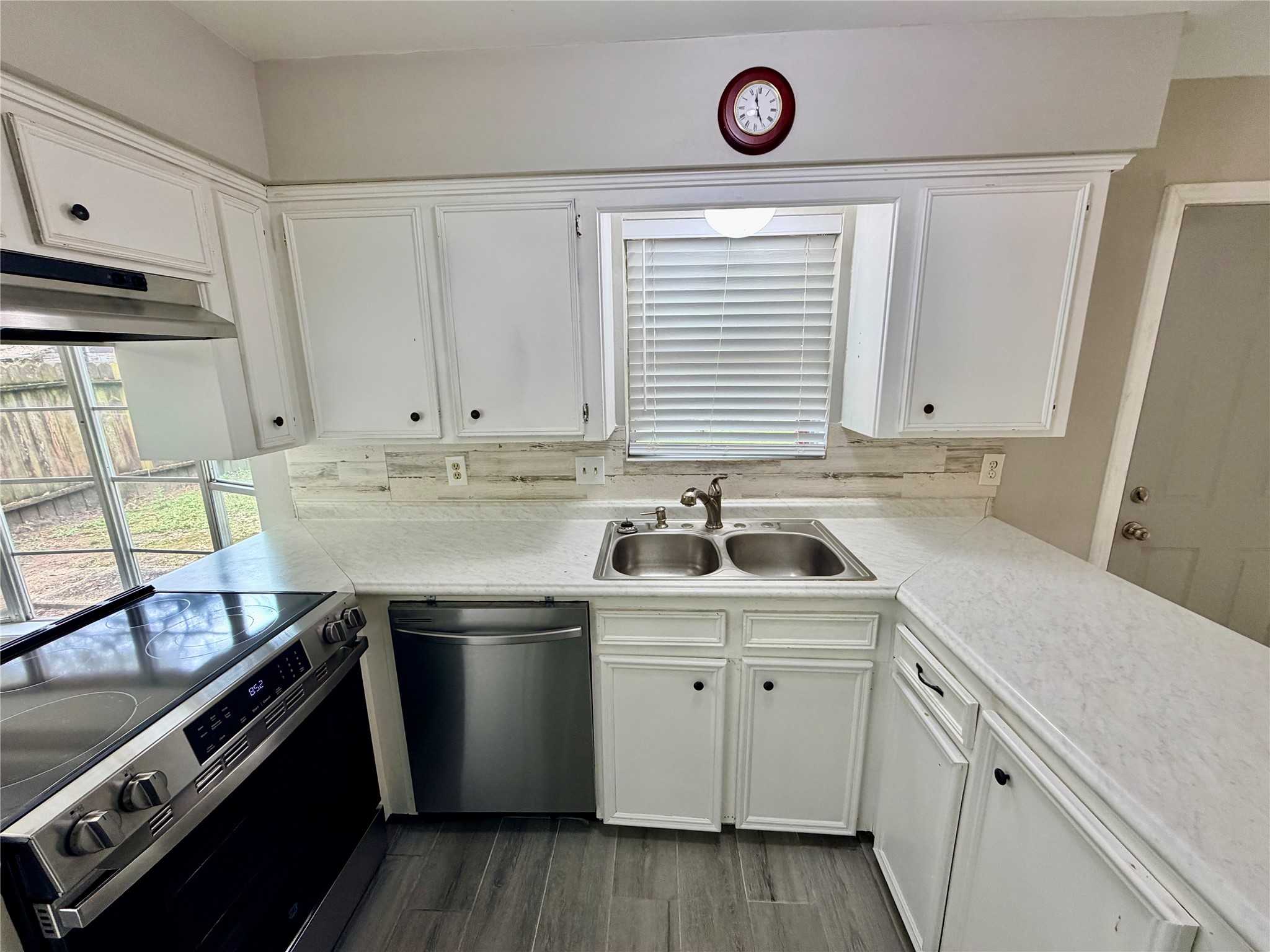 7876 Bender Road Humble, TX 77396 - Photo 10 of 28 Gallery Image 10