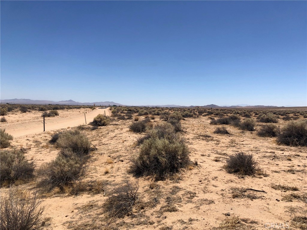 0 American Way Hinkley, CA 92347 - Photo 6 of 16 a view of lake view and mountain