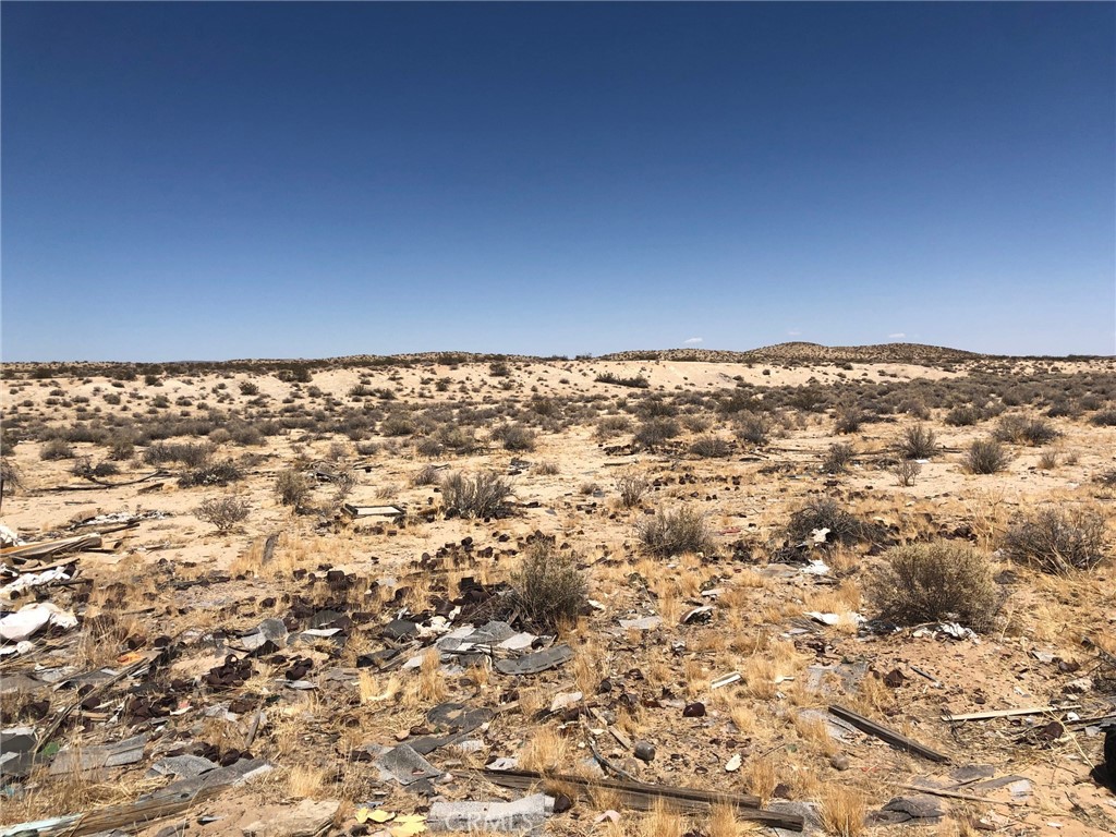 0 American Way Hinkley, CA 92347 - Photo 10 of 16 view of city and mountain