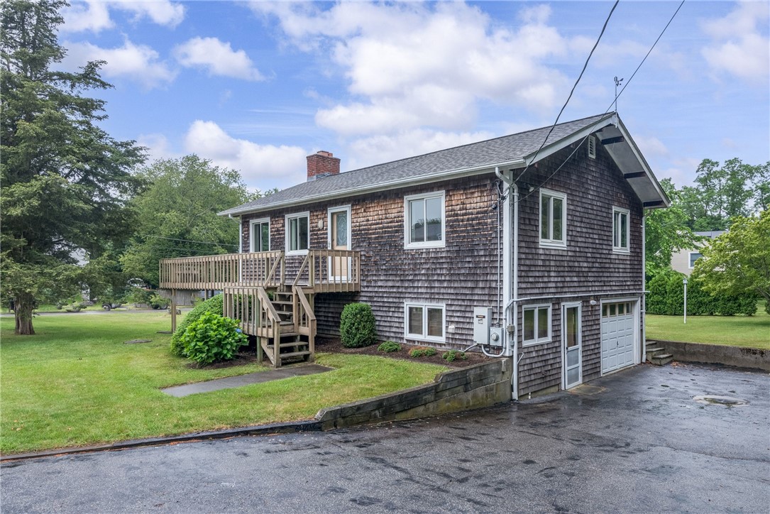 2 Stern Street Jamestown, RI 02835 - Photo 14 of 41