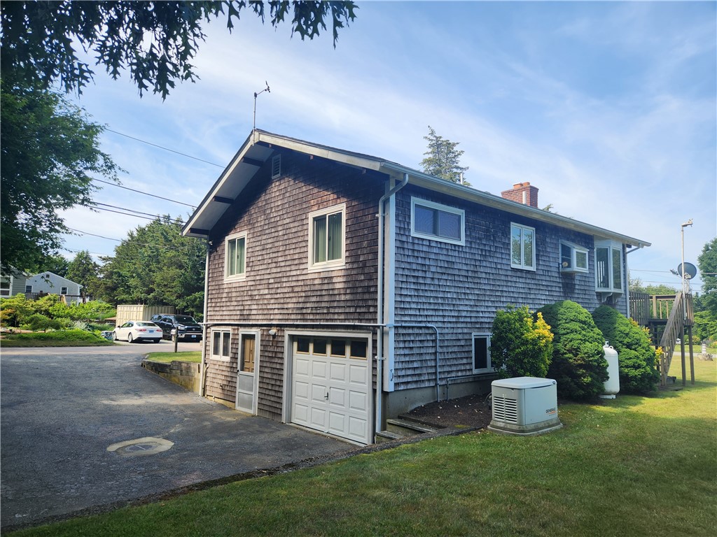 2 Stern Street Jamestown, RI 02835 - Photo 6 of 41