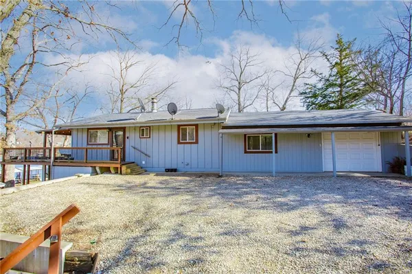 $400,000 | 29613 Forthview Road, Edwards, MO 65326