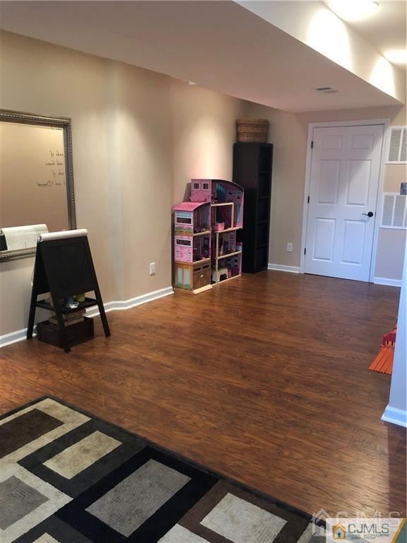 6 Carnation Road Monroe Township, NJ 08831 - Photo 17 of 27 Gallery Image 17