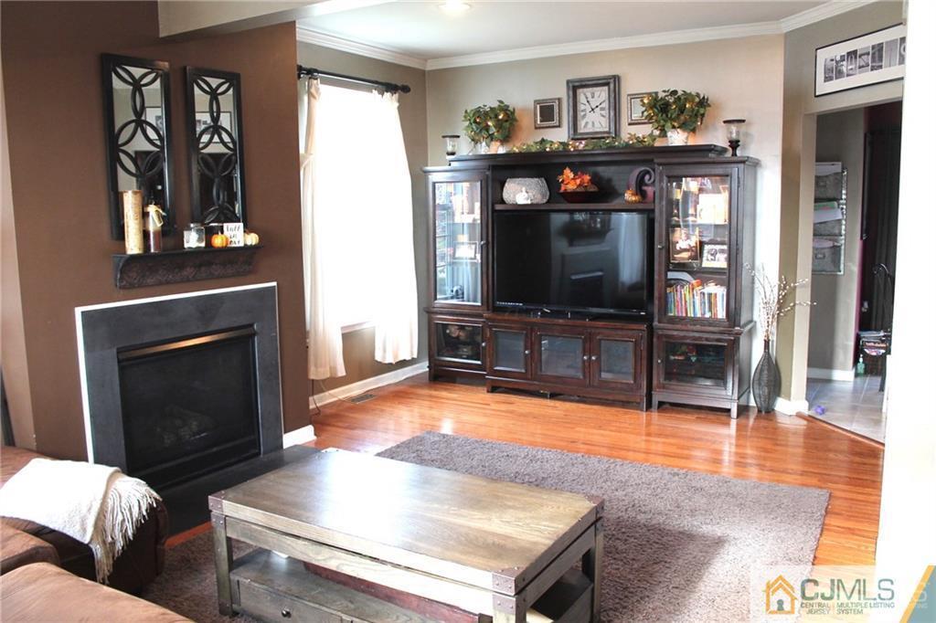 6 Carnation Road Monroe Township, NJ 08831 - Photo 6 of 27 Gallery Image 6