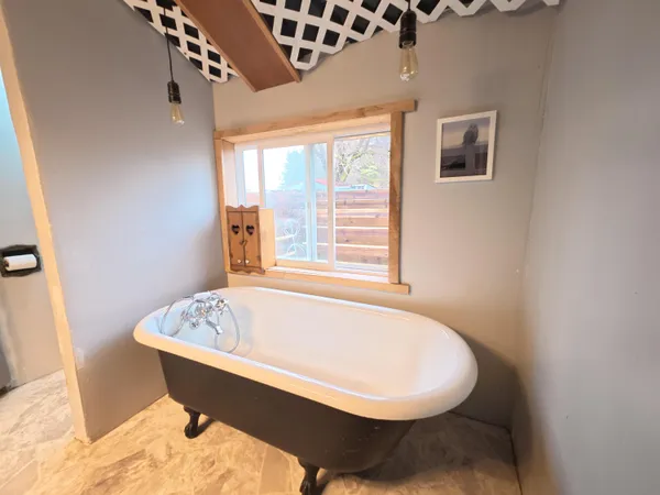 $189,000 | 7435 3rd Street, Thompsonville, MI 49683