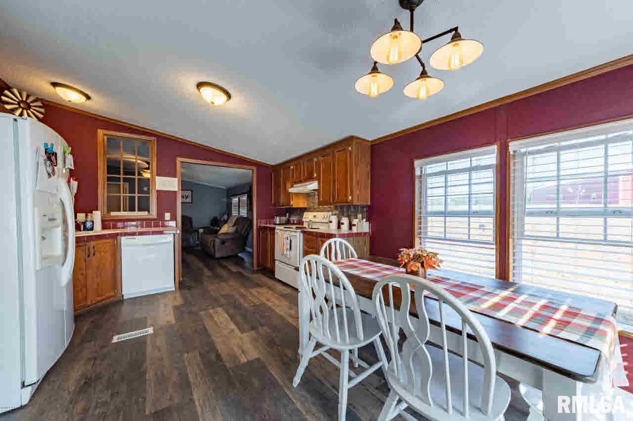 18042 Shed Church Road Marion, IL 62959 - Photo 13 of 50