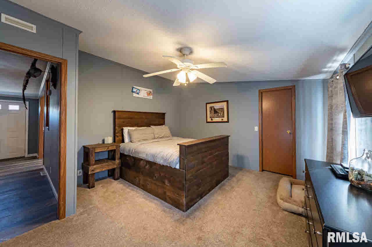 18042 Shed Church Road Marion, IL 62959 - Photo 10 of 50
