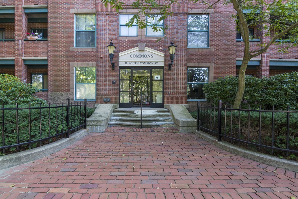 50 South Common Street, Unit 403 Lynn, MA 01902 - Photo 3 of 16 a front view of a house