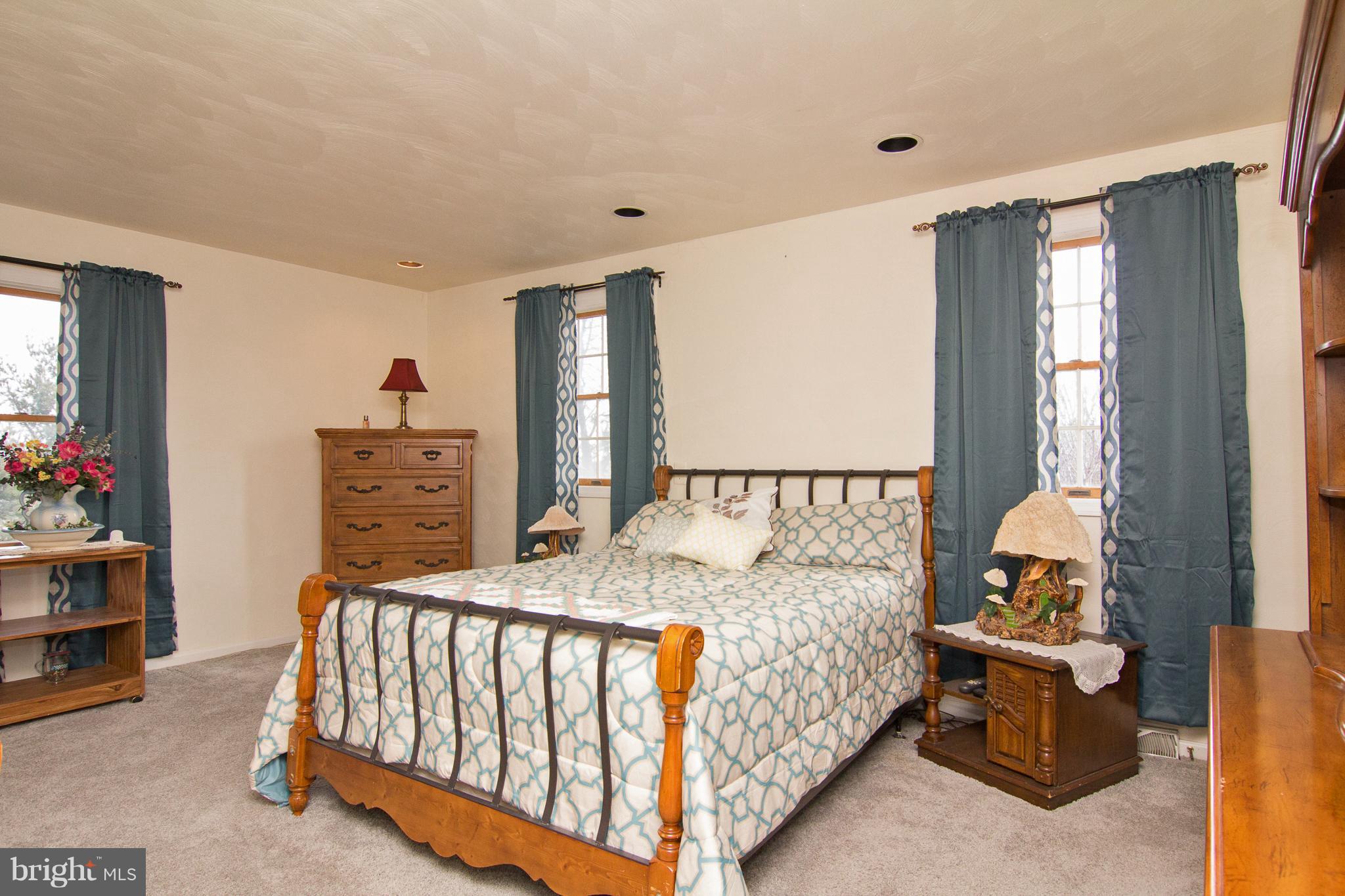 2400 Mt Ventus Road Manchester, MD 21102 - Photo 19 of 28 Bedroom (Master)