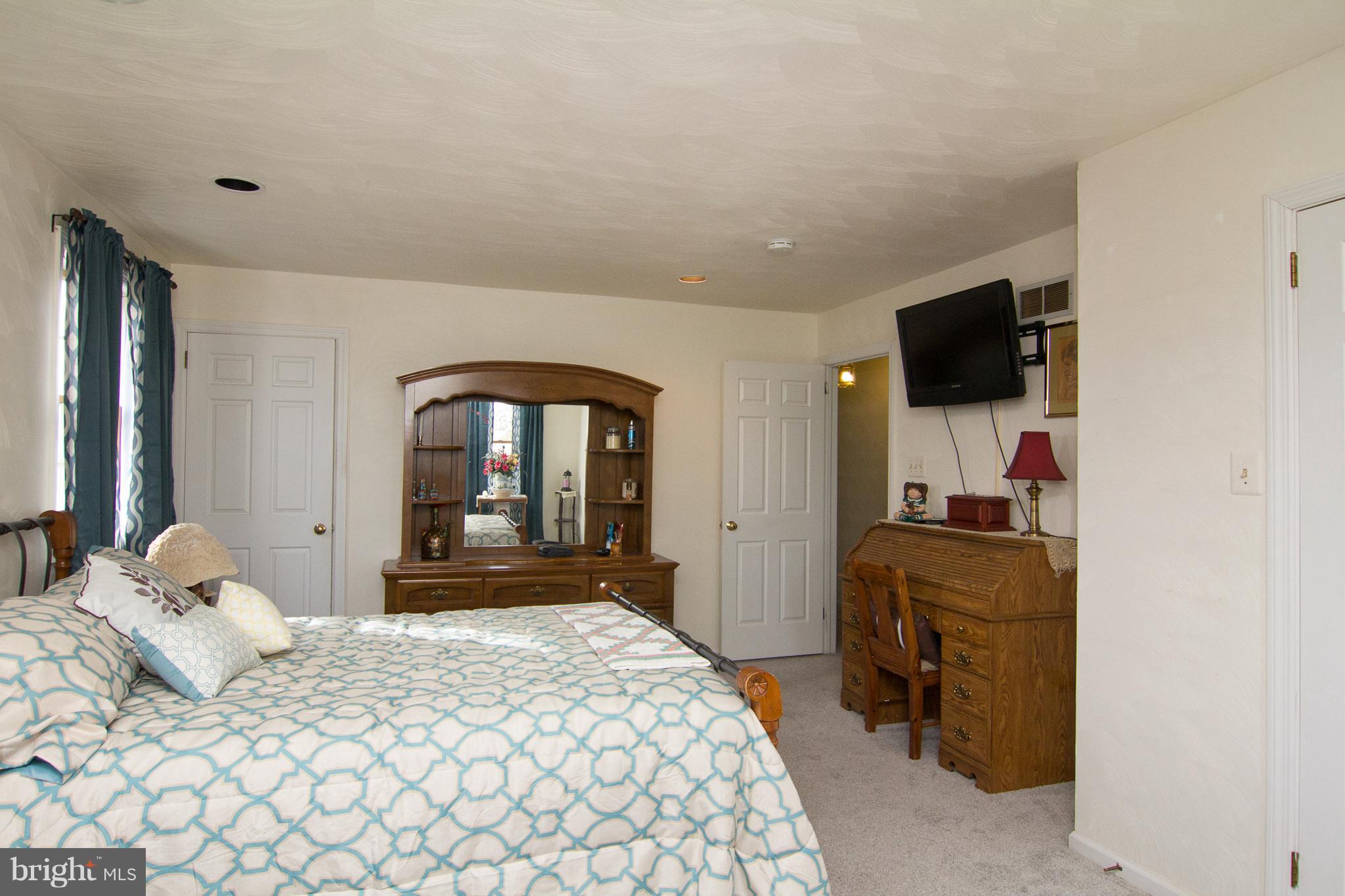 2400 Mt Ventus Road Manchester, MD 21102 - Photo 20 of 28 Bedroom (Master)