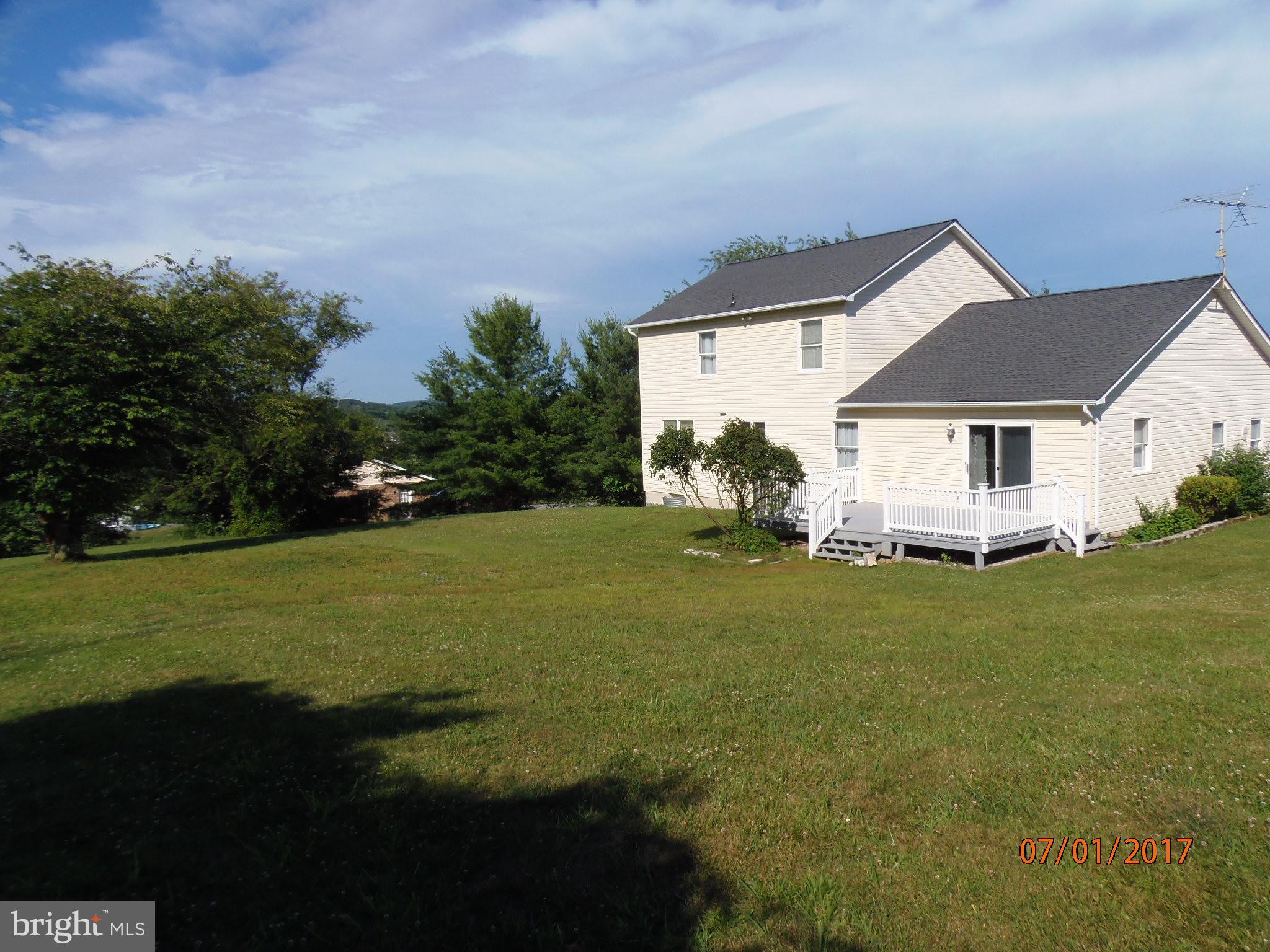 2400 Mt Ventus Road Manchester, MD 21102 - Photo 26 of 28 Exterior (Rear)