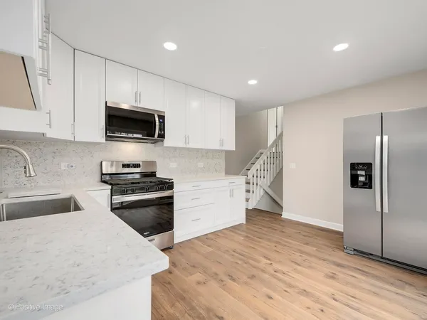 $435,000 | 30-w243 Wiant Road, West Chicago, IL 60185