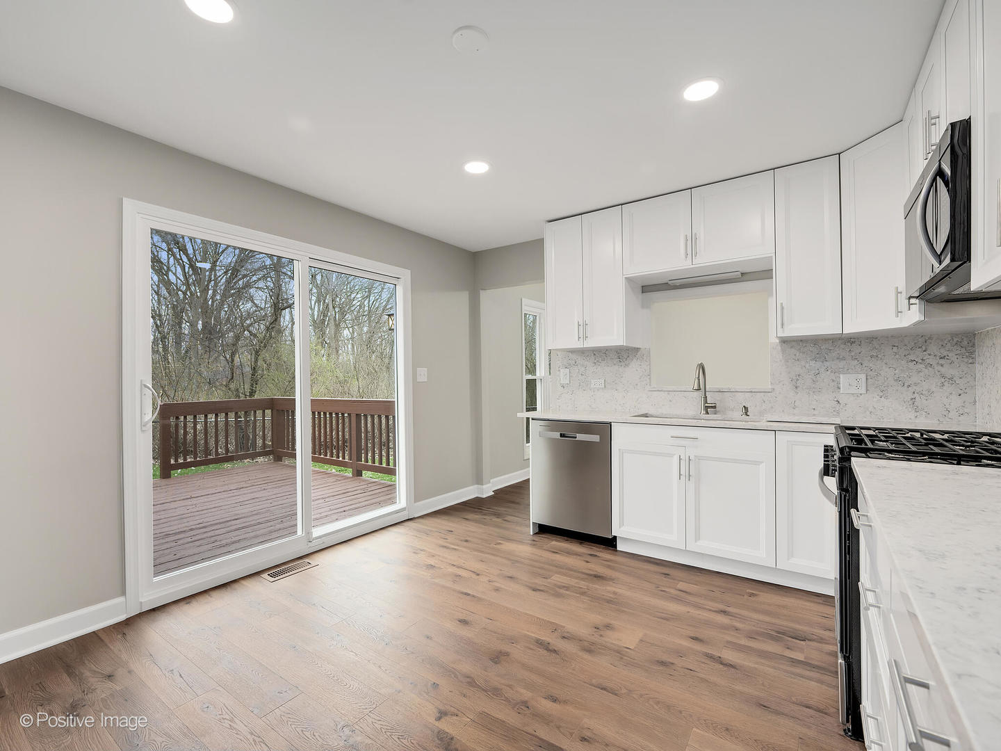 30-w243 Wiant Road West Chicago, IL 60185 - Photo 9 of 29