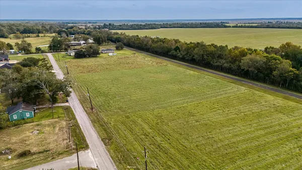 $59,900 | 2352 County Road 2352, Liberty, TX 77575