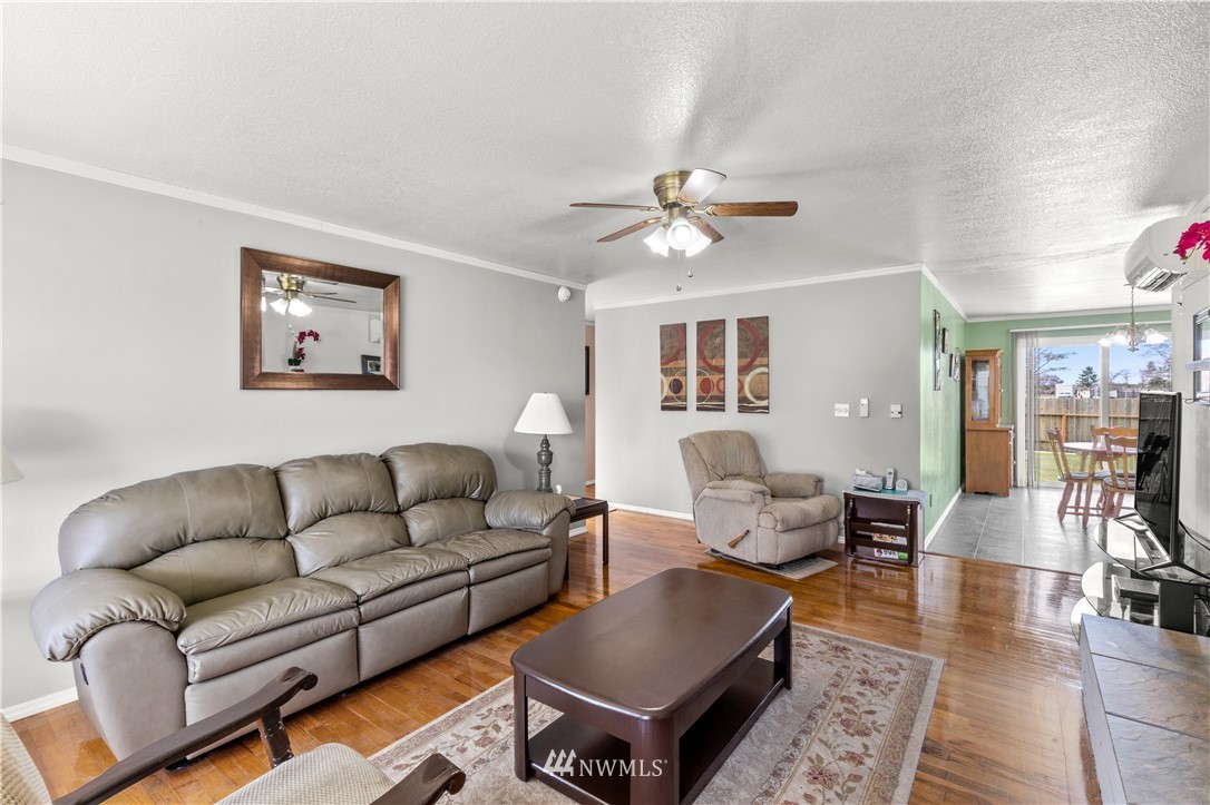 1325 Harding Road Aberdeen, WA 98520 - Photo 2 of 29 Gallery Image 2
