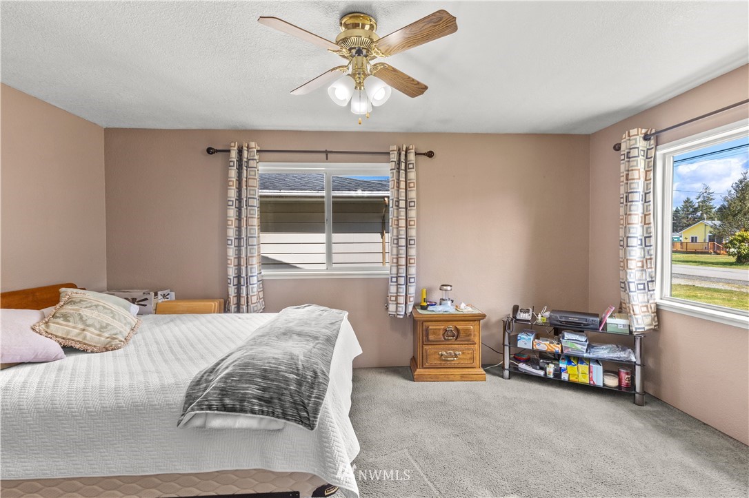1325 Harding Road Aberdeen, WA 98520 - Photo 13 of 29 Gallery Image 13